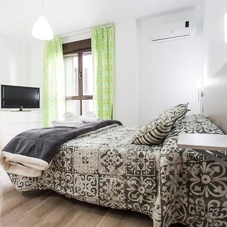 C&V Apartamentos - Horno De Marina Granada Buitenkant foto