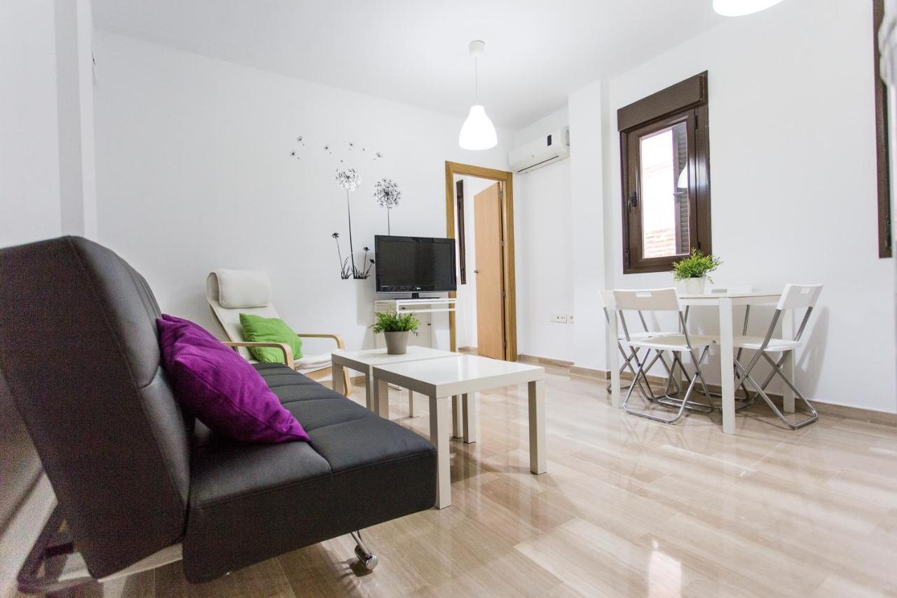 C&V Apartamentos - Horno De Marina Granada Buitenkant foto