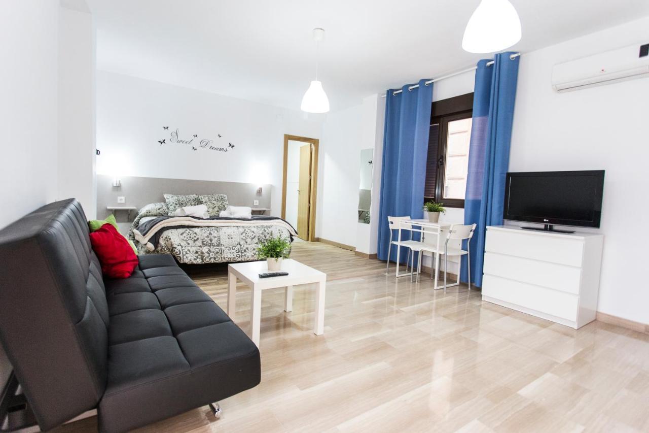C&V Apartamentos - Horno De Marina Granada Buitenkant foto