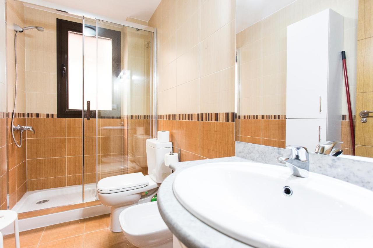 C&V Apartamentos - Horno De Marina Granada Buitenkant foto